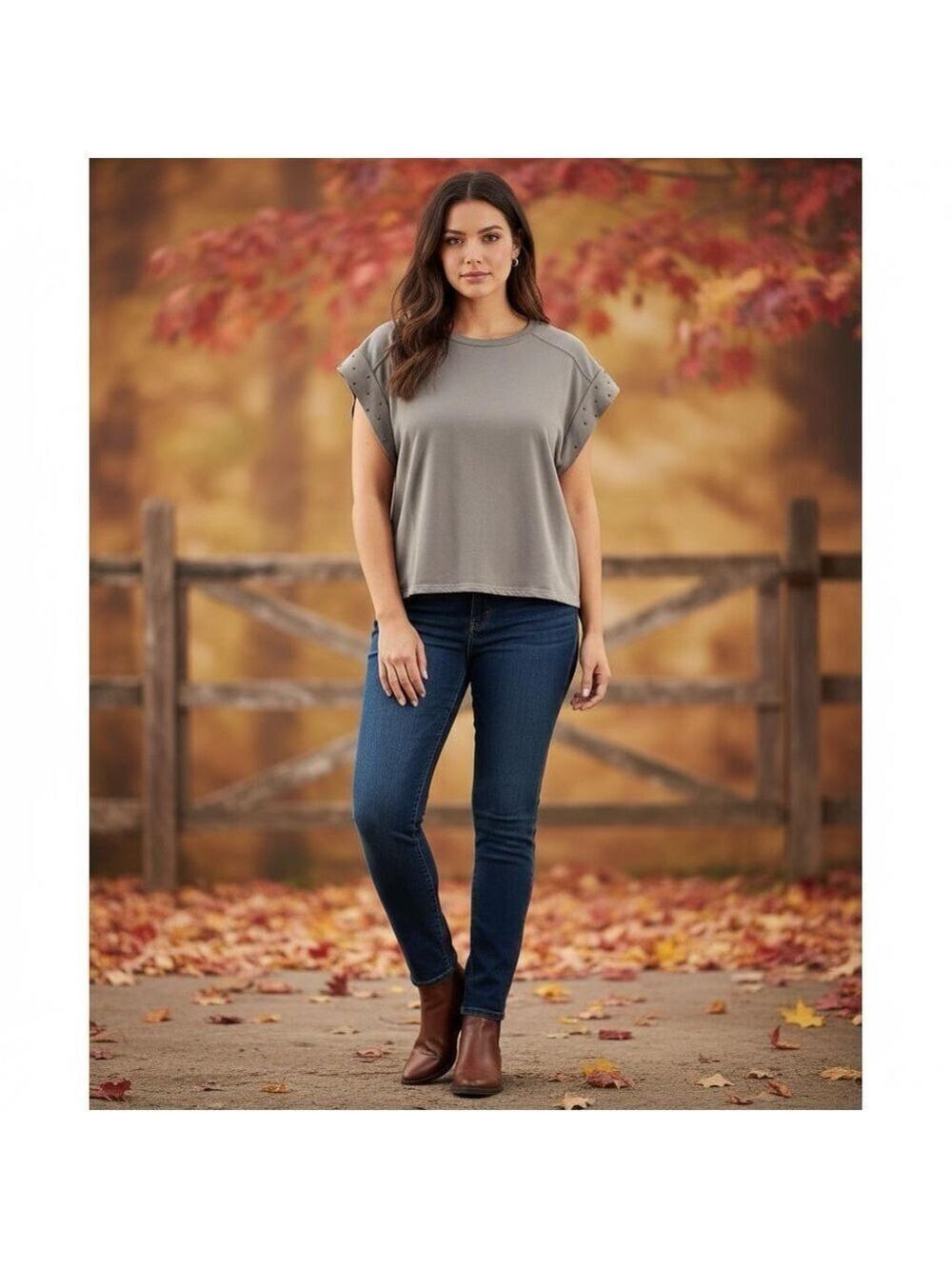 Women’s Gray Studded Sleeve Short Sleeve Top Size XL Casual Chic Tee